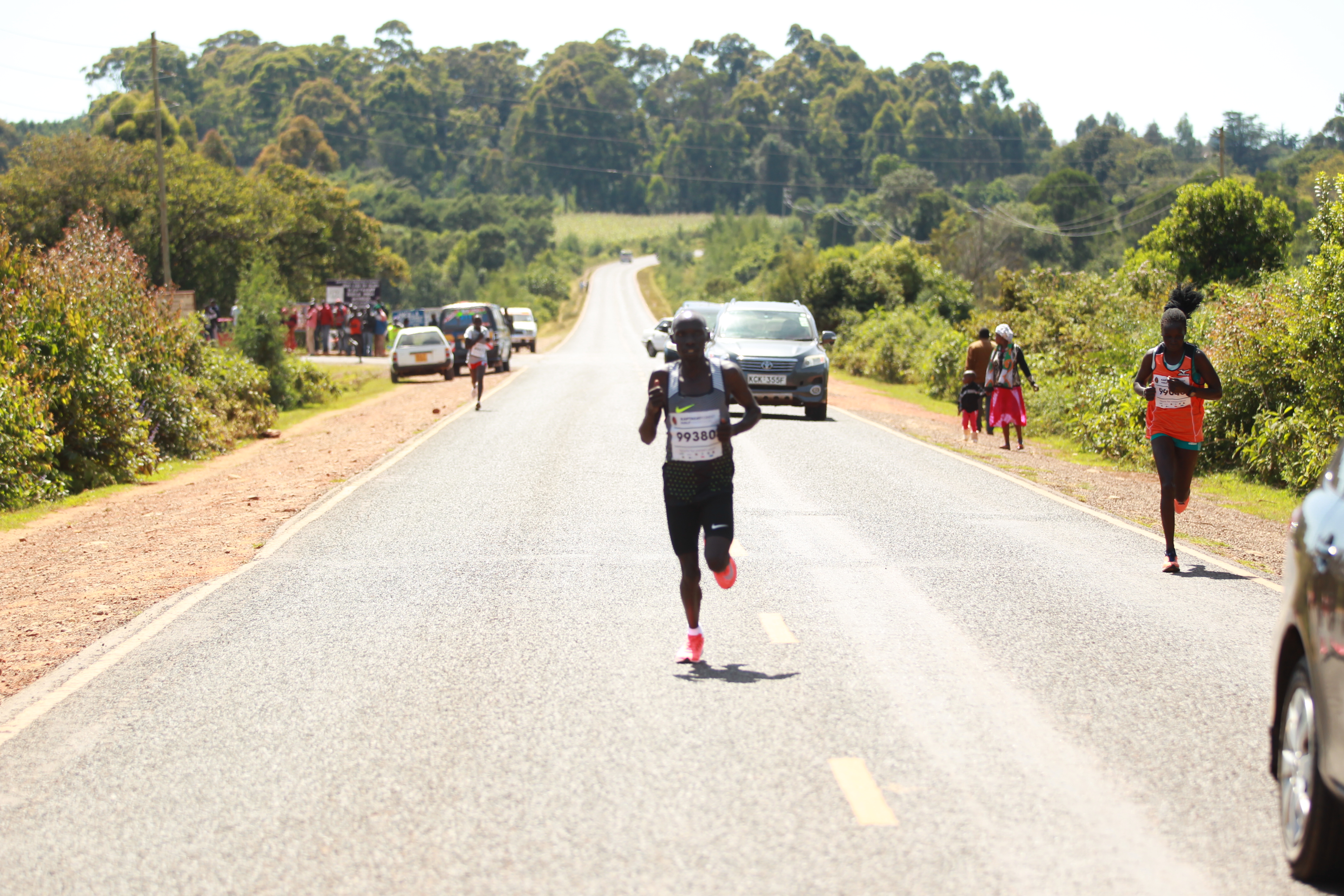 Philemon Rono on his way to victory in 2018